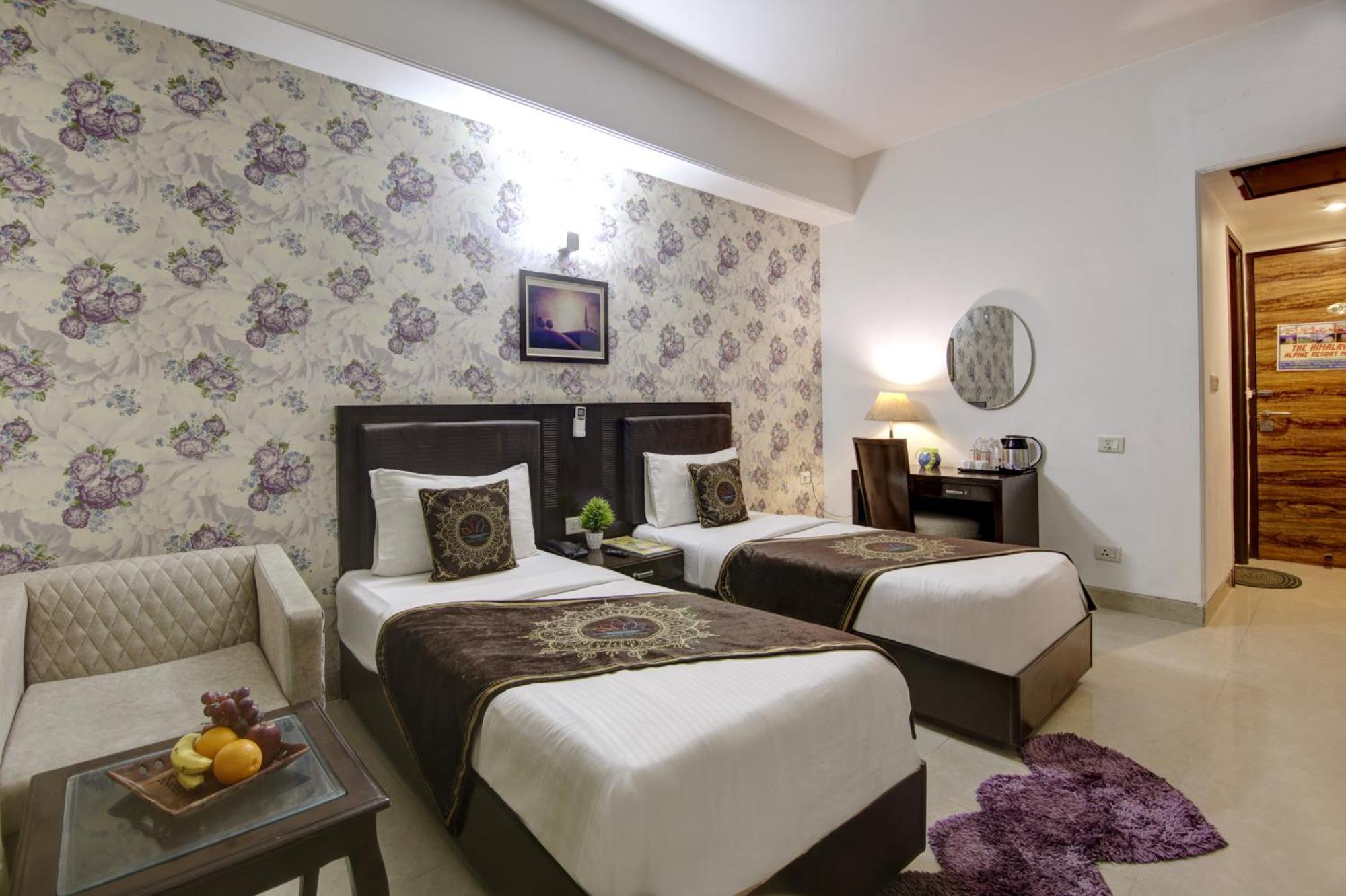 Hotel Venus Plaza Új-Delhi Kültér fotó