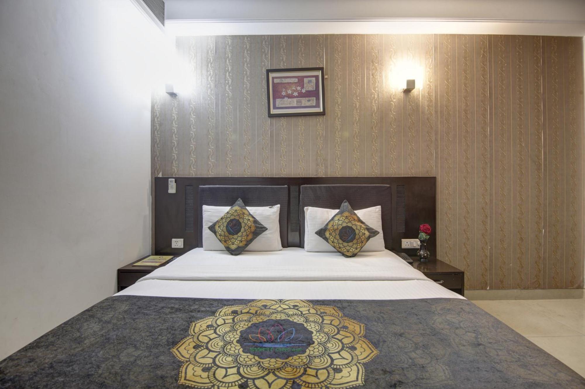 Hotel Venus Plaza Új-Delhi Kültér fotó