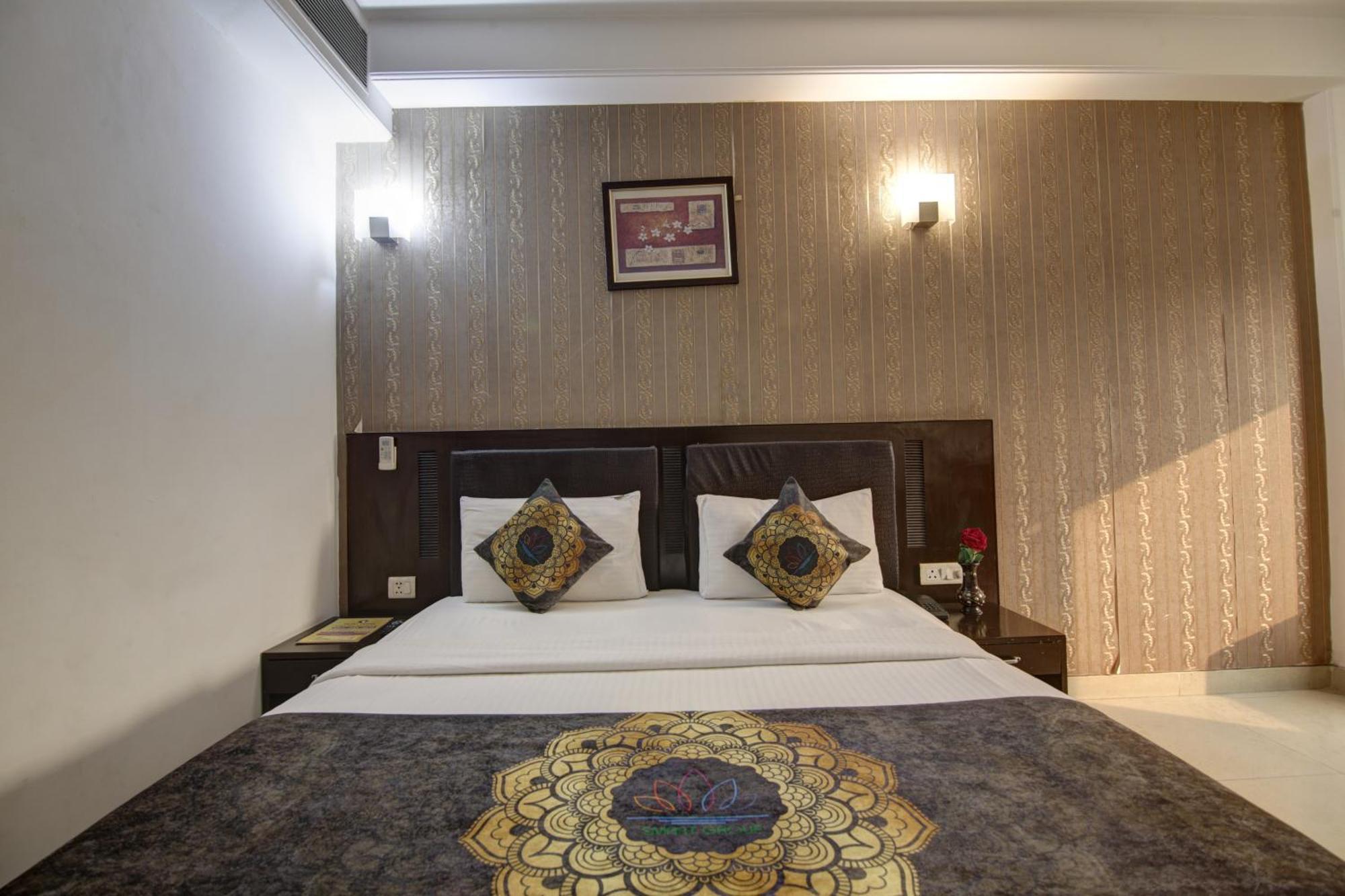Hotel Venus Plaza Új-Delhi Kültér fotó