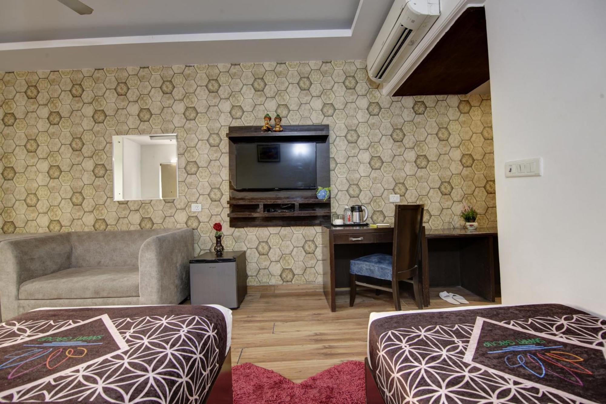 Hotel Venus Plaza Új-Delhi Kültér fotó