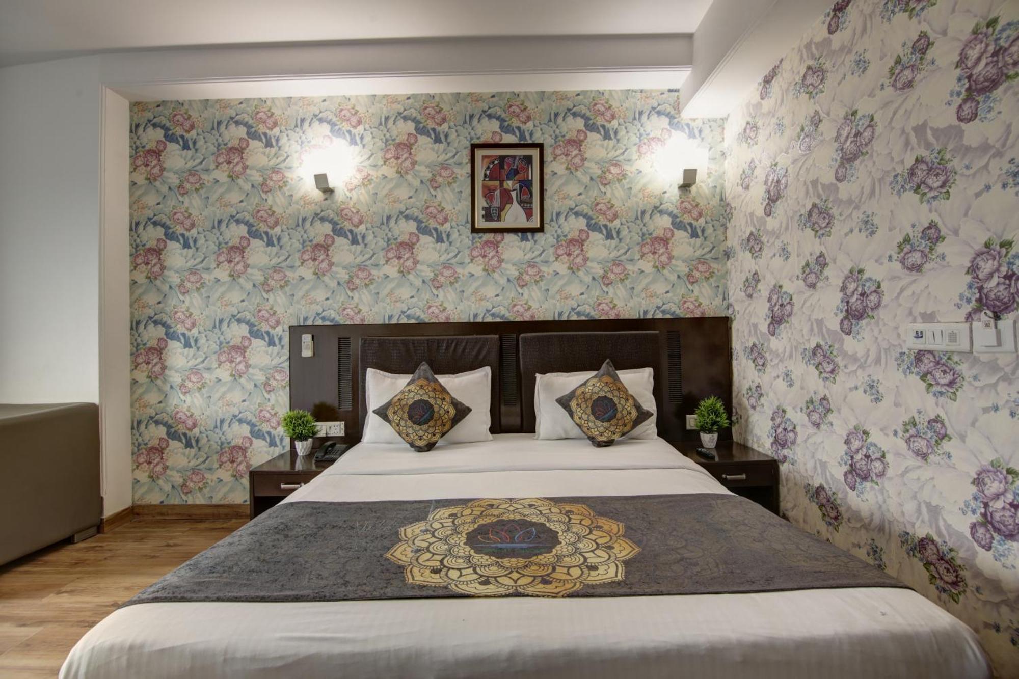 Hotel Venus Plaza Új-Delhi Kültér fotó